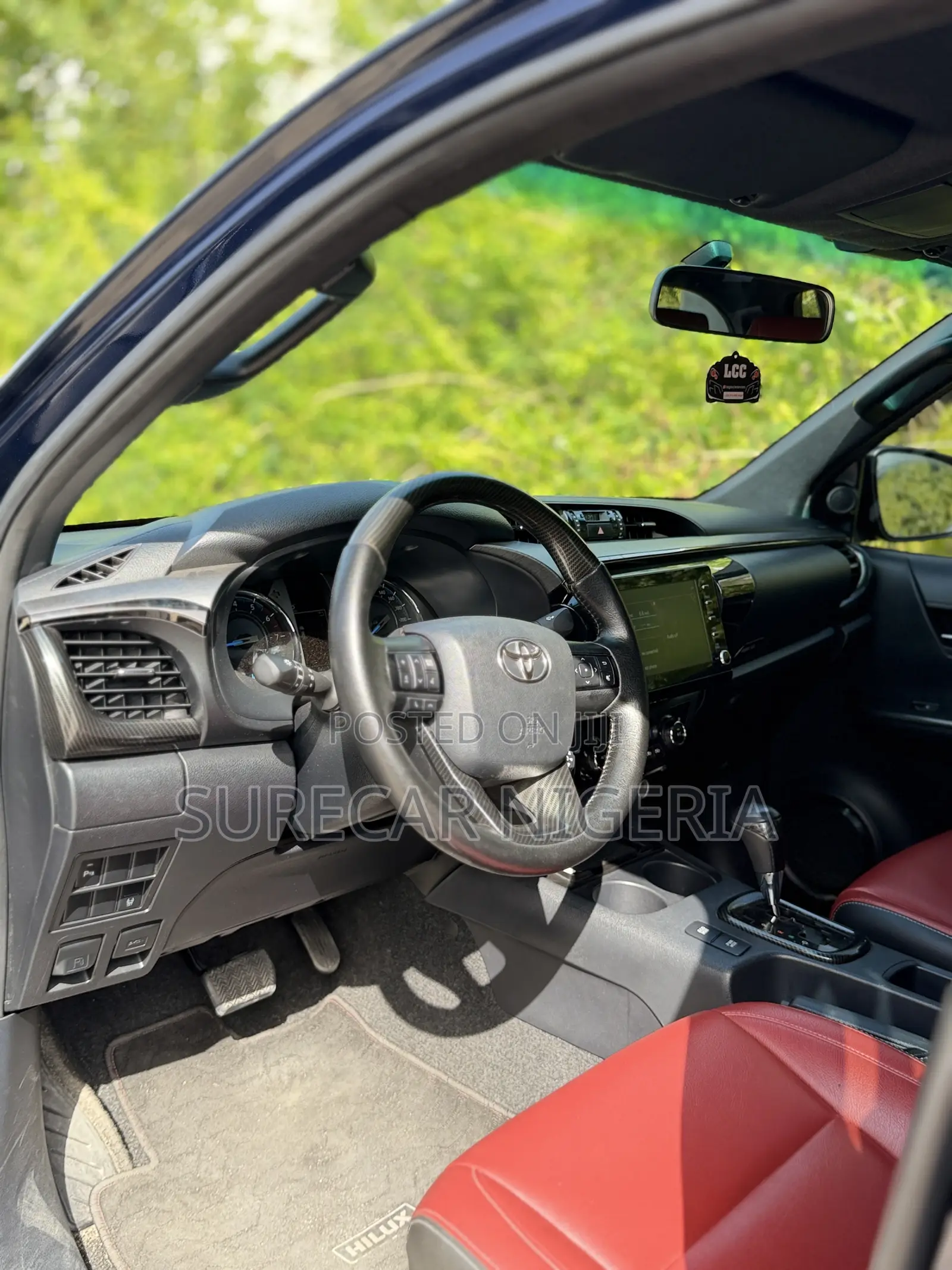 Toyota Hilux 2021 Blue