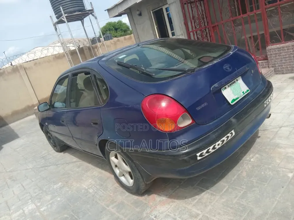 Toyota Corolla 1.8 Break Automatic 2002 Blue