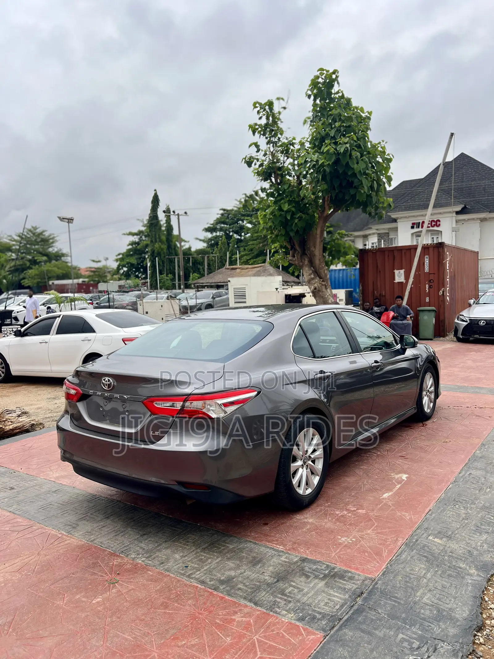 Toyota Camry 2019 Gray