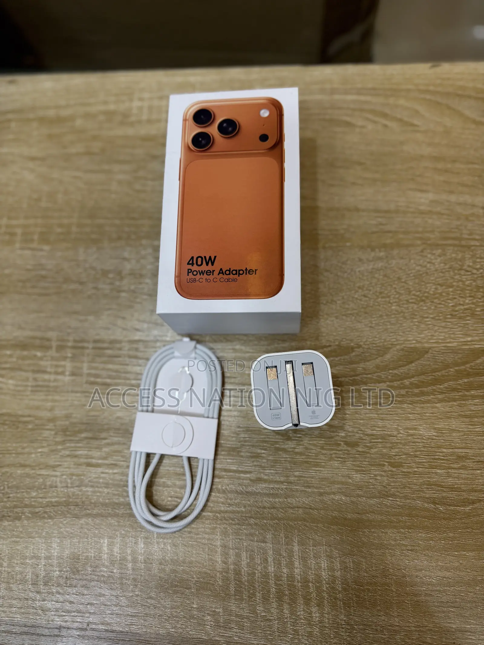 40w iPhone 17promax Power Adapter C to C