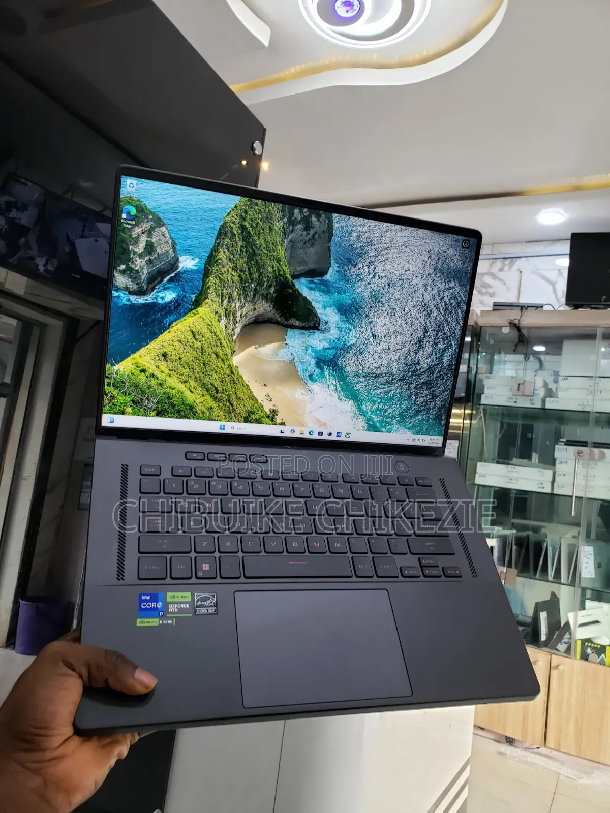 Laptop Asus ROG Zephyrus G16 16GB Intel Core i7 SSD 512GB