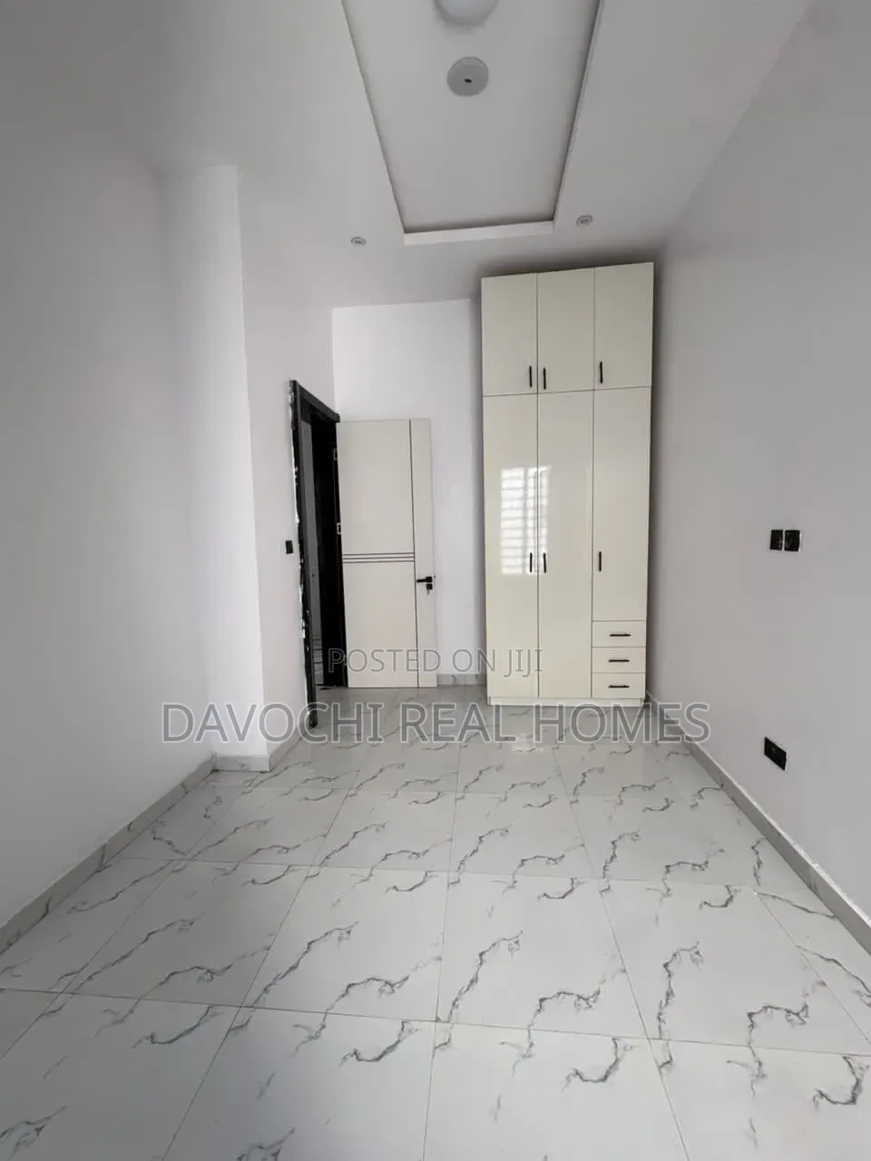 4bdrm Duplex in Lekki Phase 1 for rent