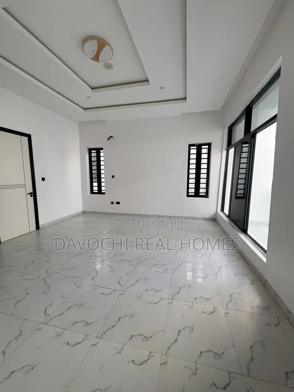 4bdrm Duplex in Lekki Phase 1 for rent