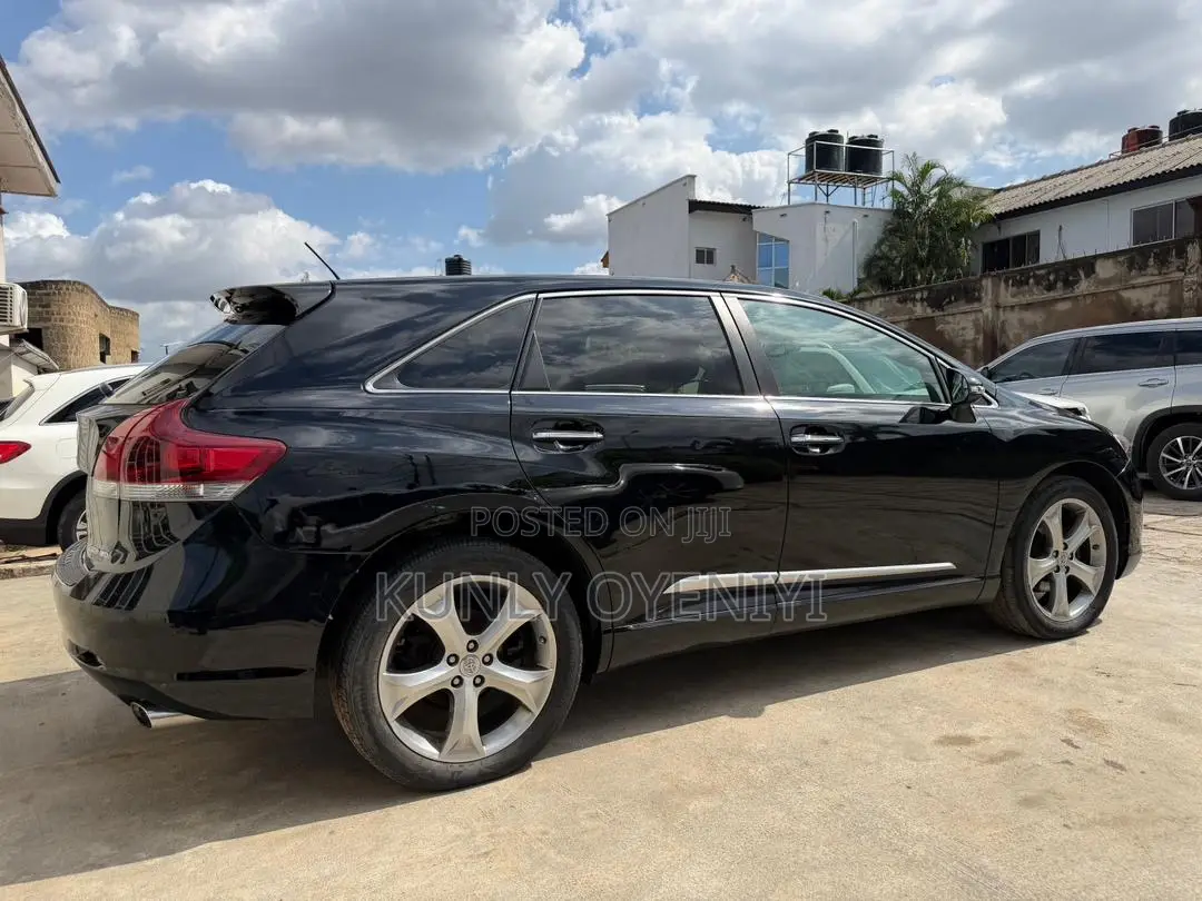 Toyota Venza Limited AWD V6 2013 Black