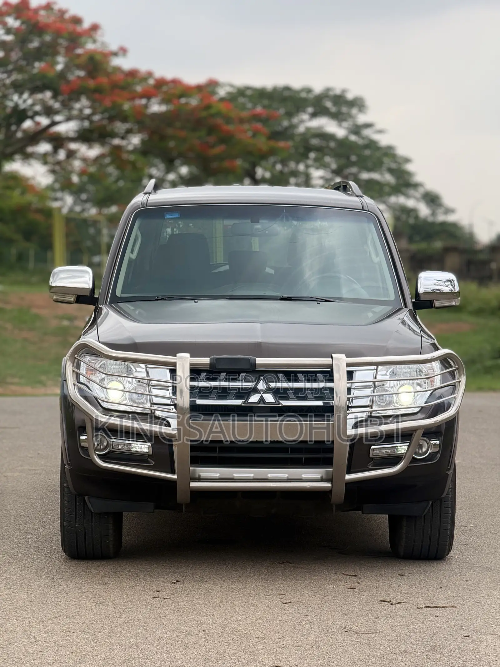 Mitsubishi Pajero V80 3.8 V6 GLS 2020 Brown