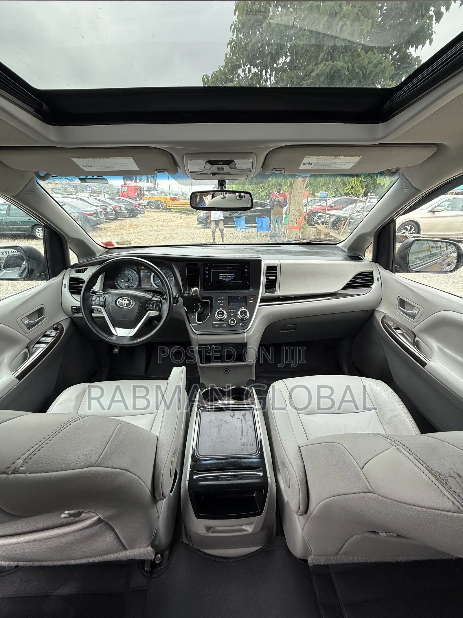 Toyota Sienna 2015 Gray