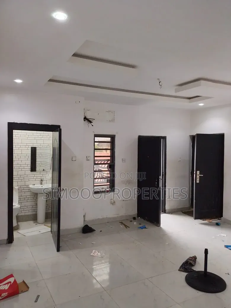 2bdrm Block of Flats in Ogunfayo, Ibeju for rent
