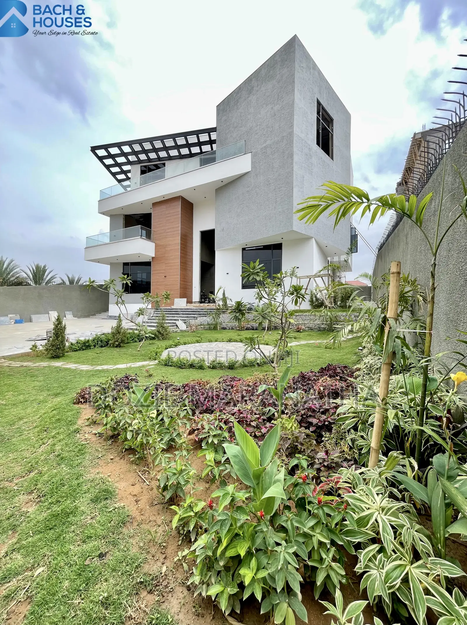 6bdrm House in Katampe Extension for sale