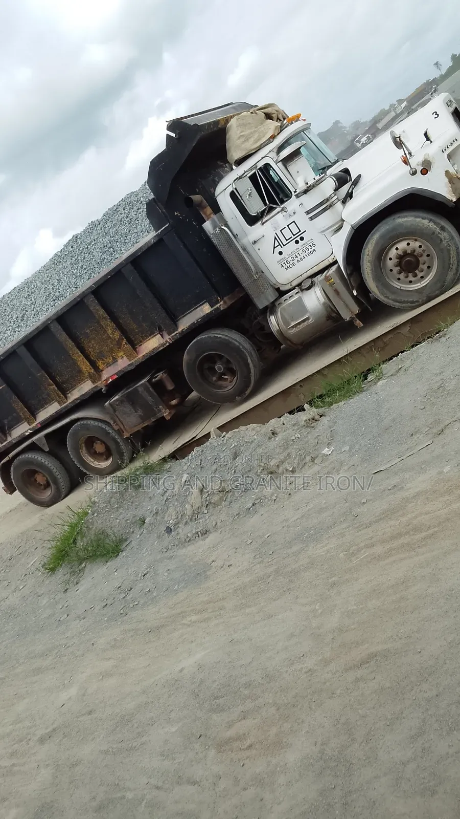 Gold Granite Delivery Industry