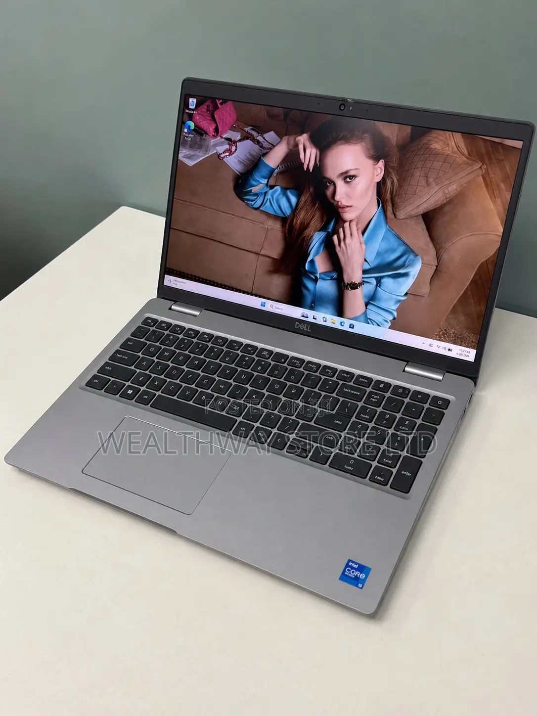 Laptop Dell Precision 3561 16GB Intel Core i5 SSD 256GB