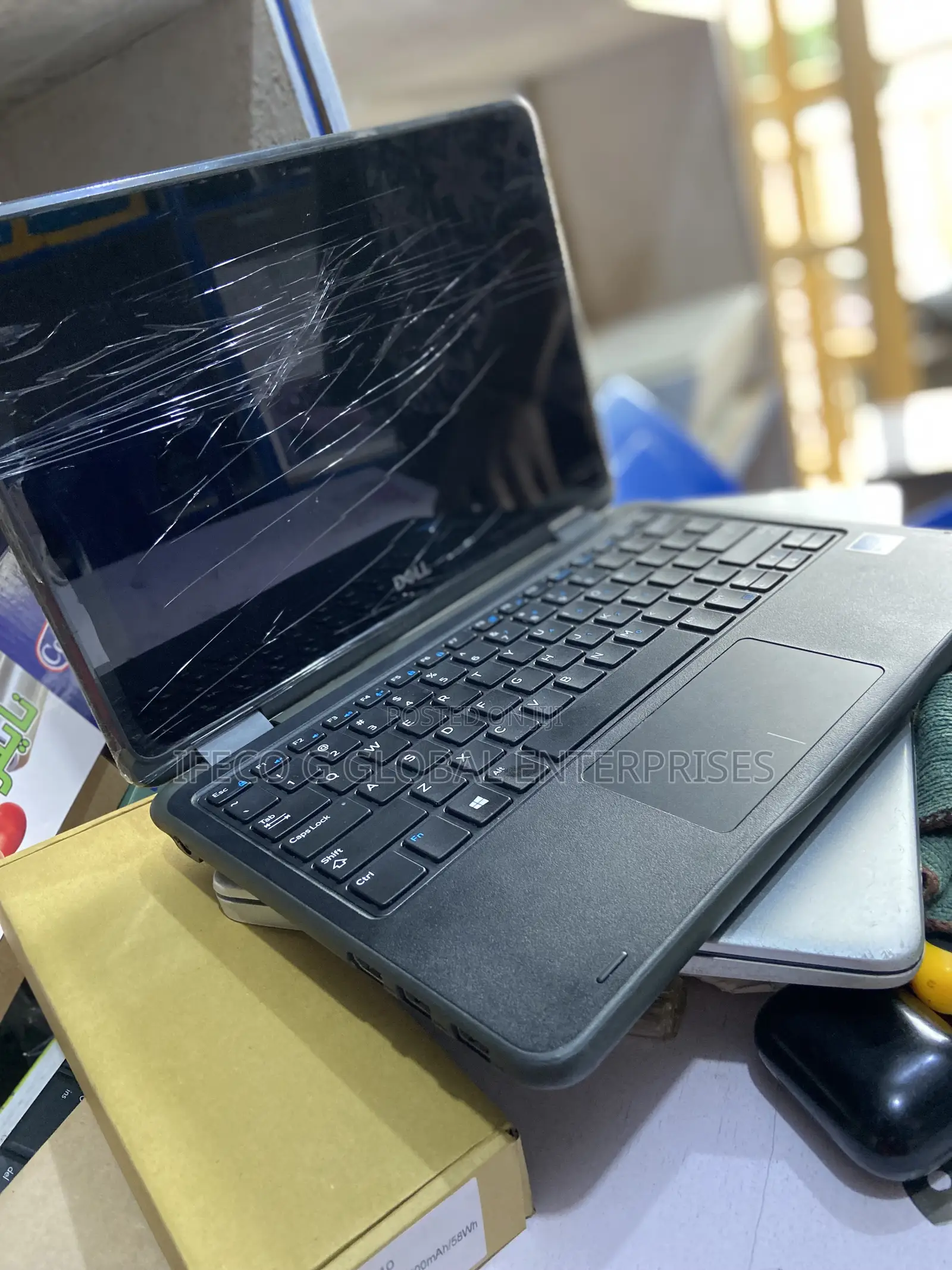 Laptop Dell Latitude 3189 4GB Intel Pentium SSD 128GB