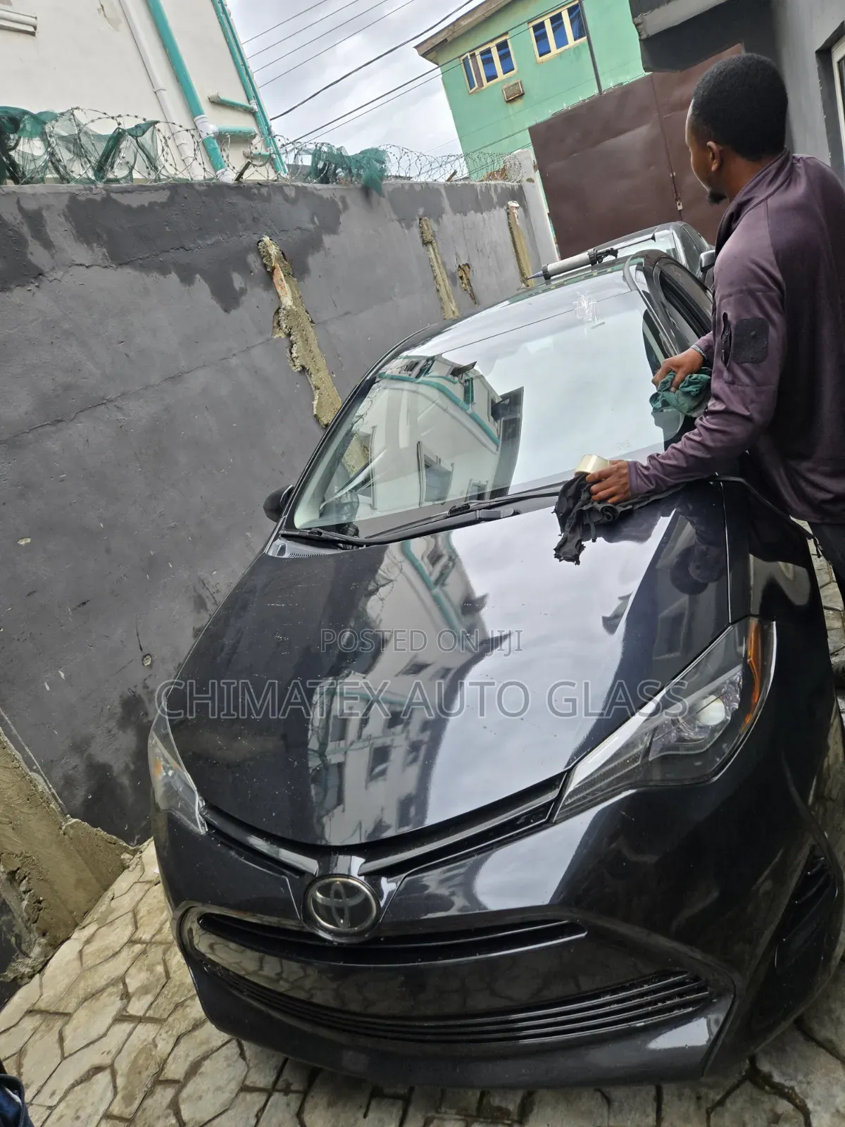 Toyota Corolla 2017 Windscreen Glass Available Installed at Chimatex