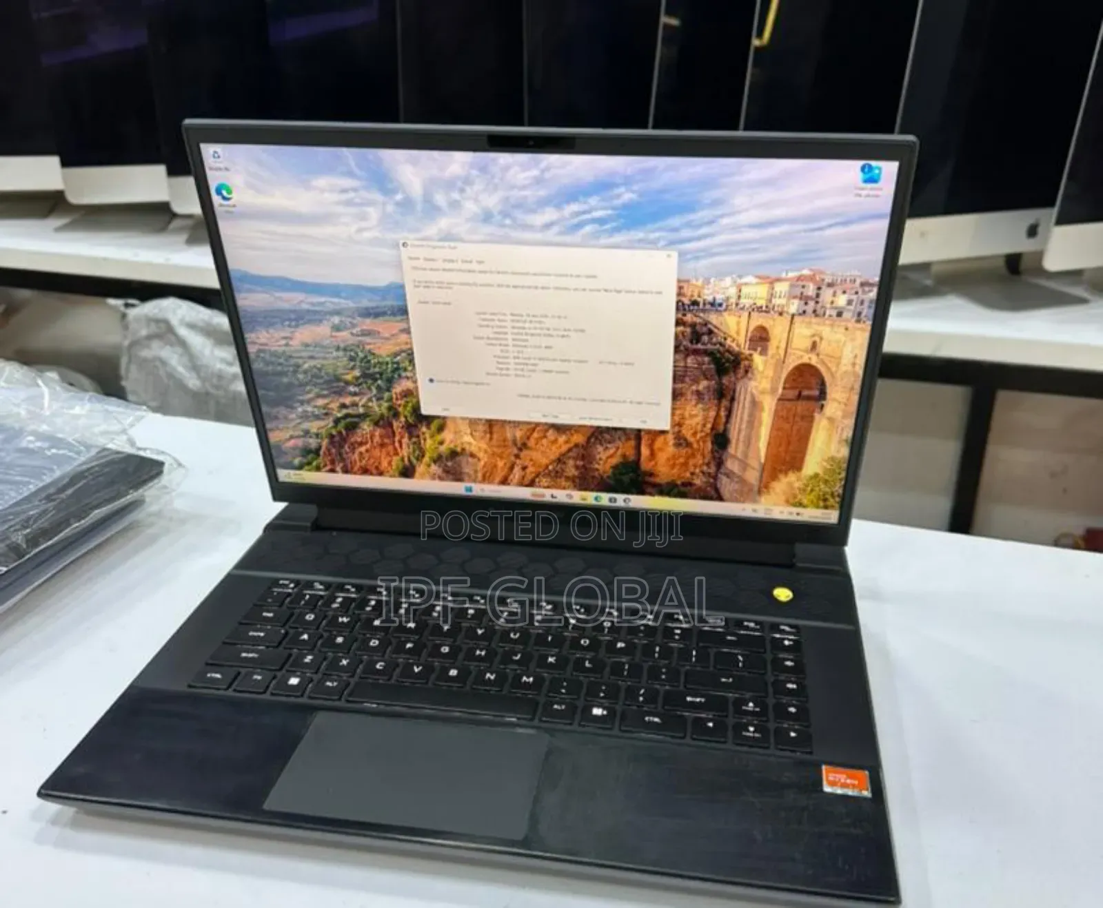 Laptop Alienware M16 R1 16GB AMD Ryzen 9 SSD 1T