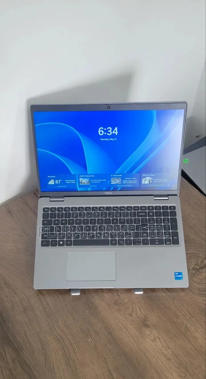 Laptop Dell Latitude 5520 16GB Intel Core i5 SSD 512GB