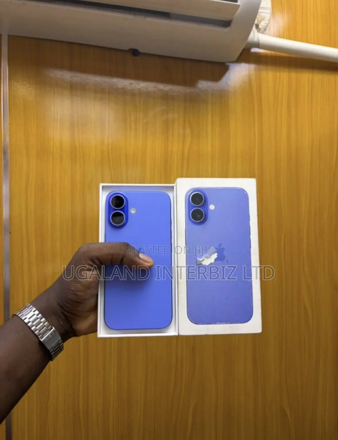 New Apple iPhone 16 128 GB Blue