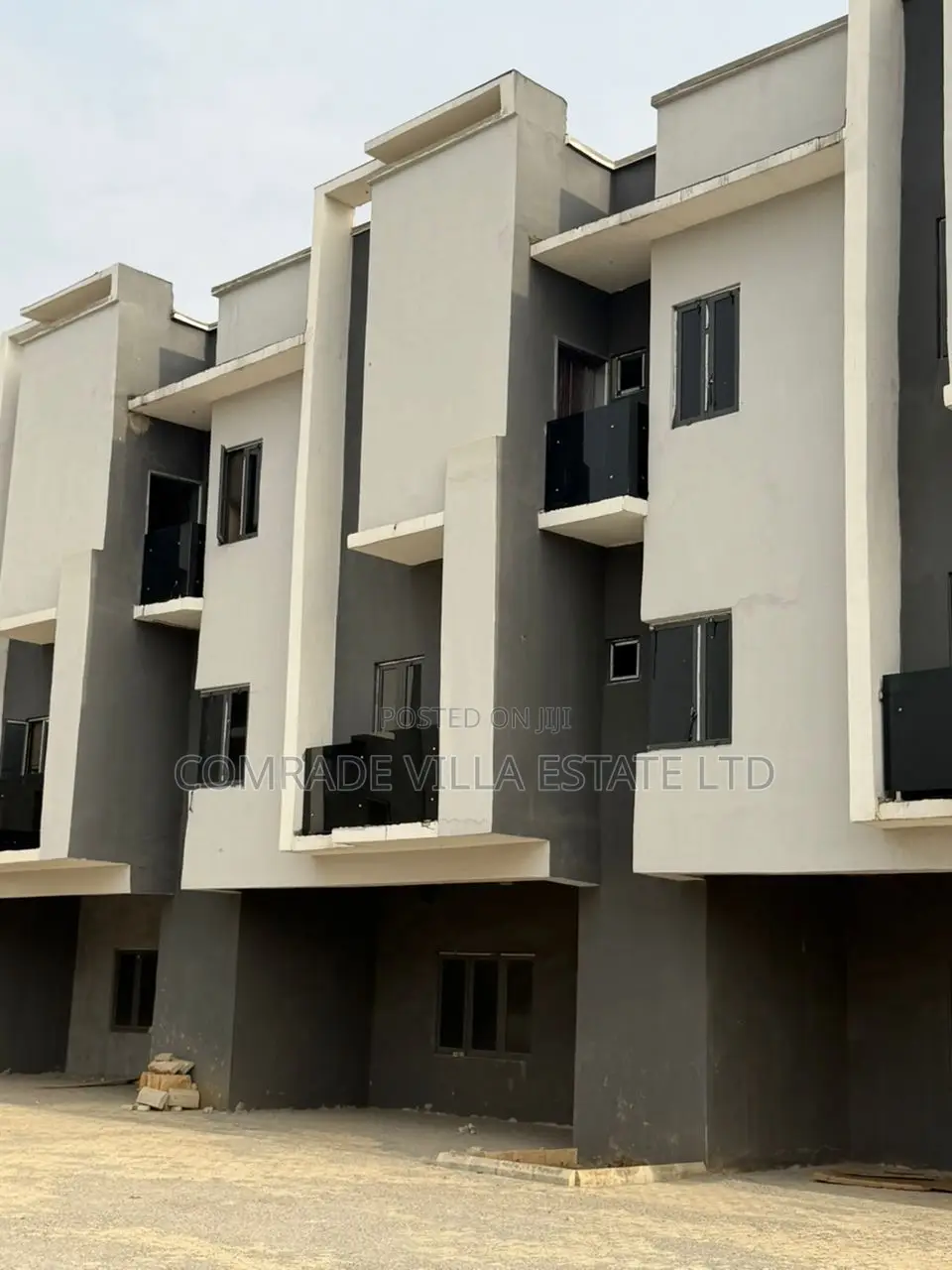 4bdrm Duplex in Jahi for sale