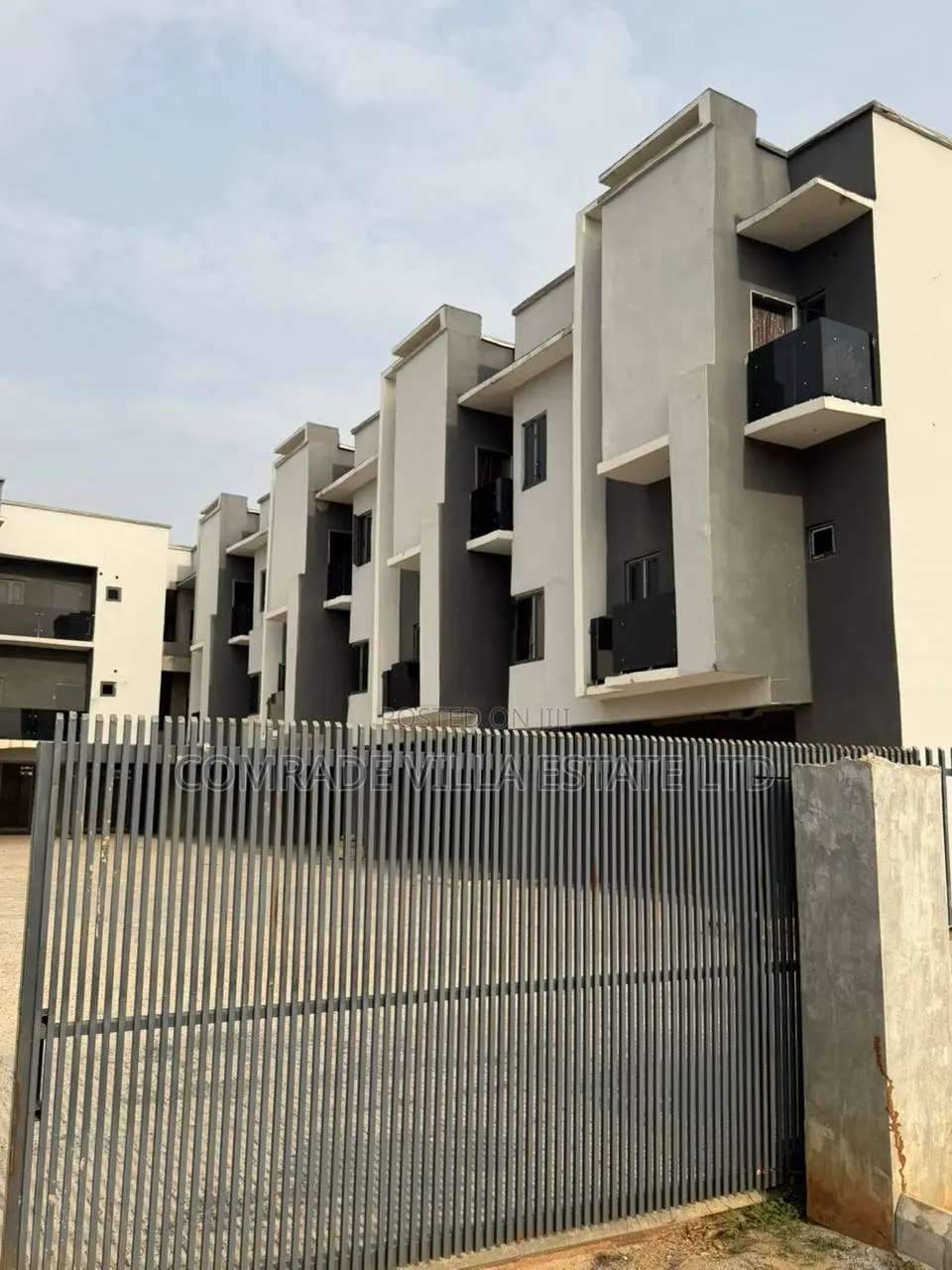 4bdrm Duplex in Jahi for sale