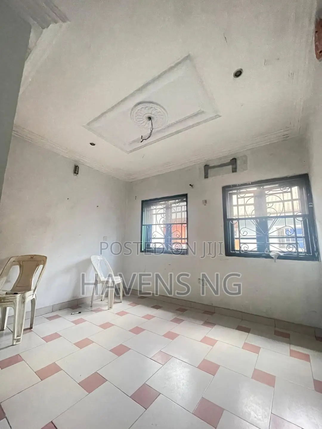 5bdrm Duplex in Eneka for sale