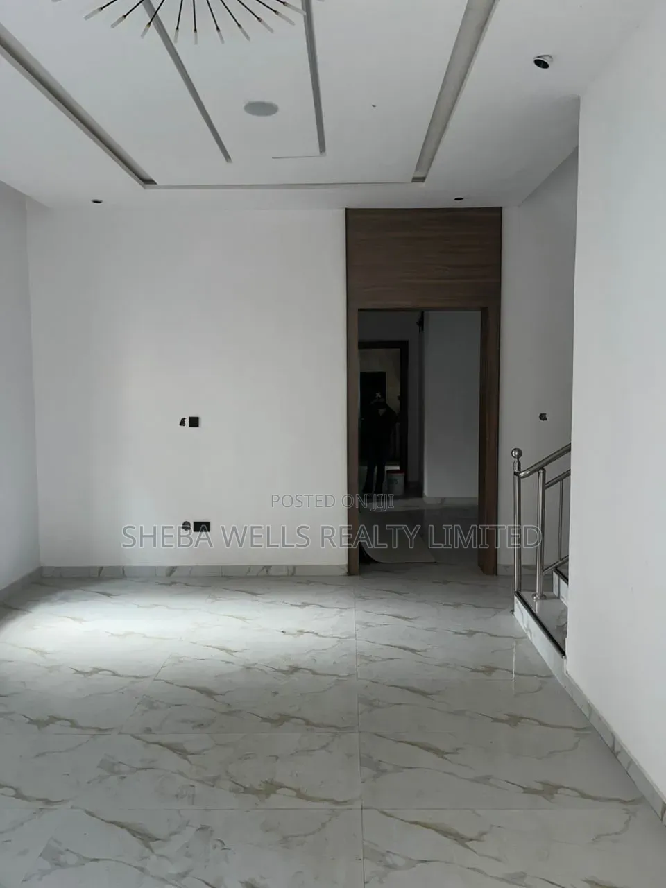 5bdrm Duplex in Omole Phase 2 for sale