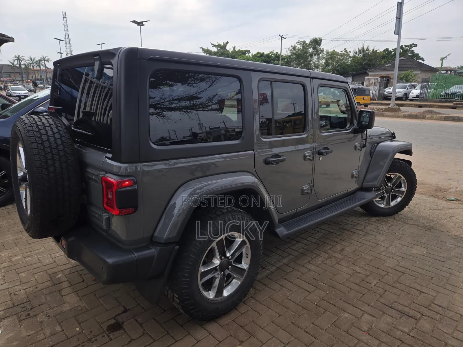 Jeep Wrangler Sport 4x4 2020 Gray