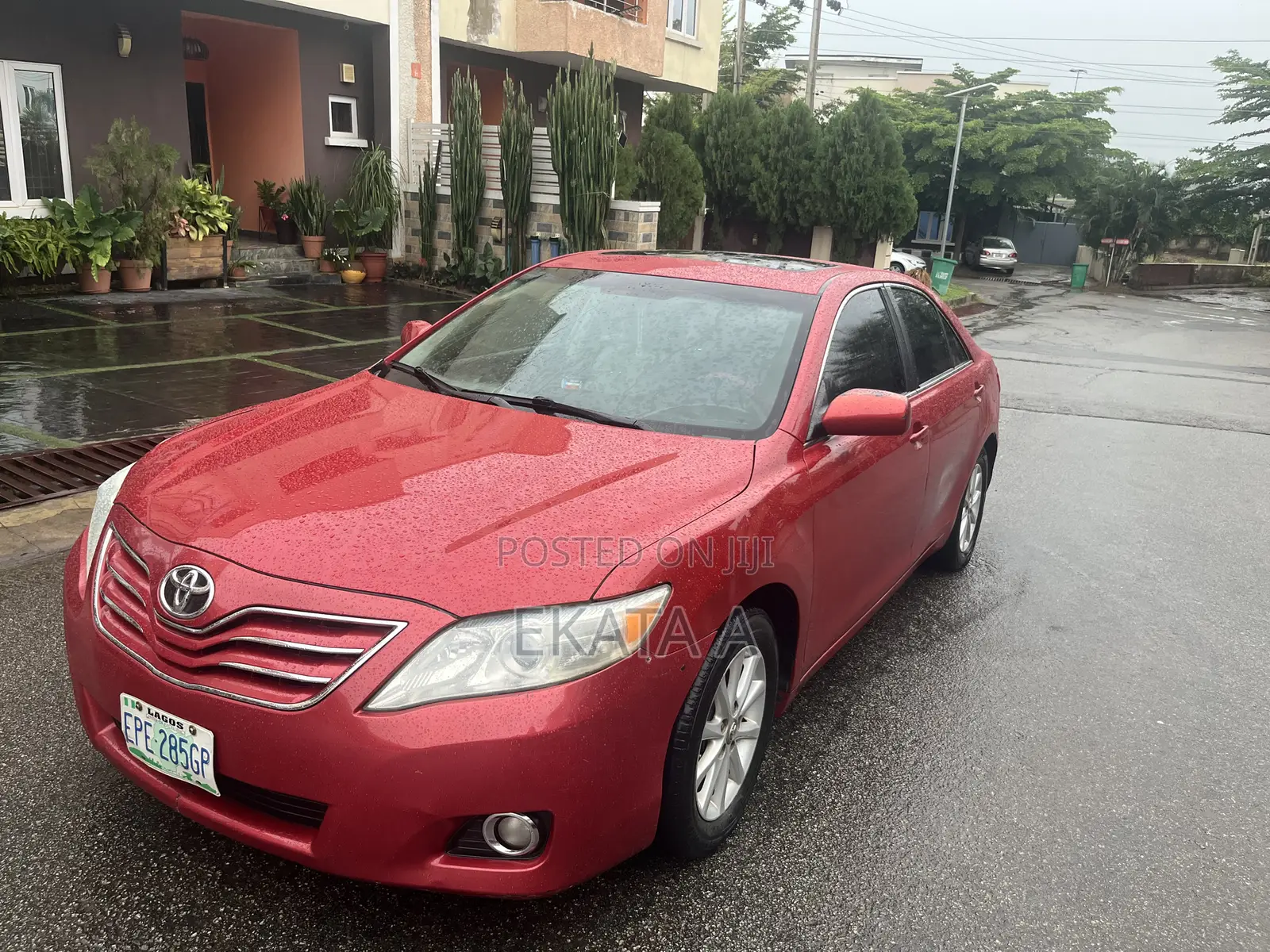 Toyota Camry 2010 Red