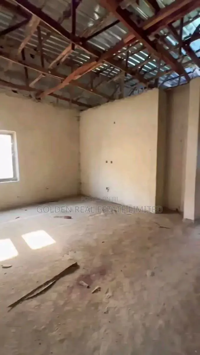4bdrm House in Life Camp for sale