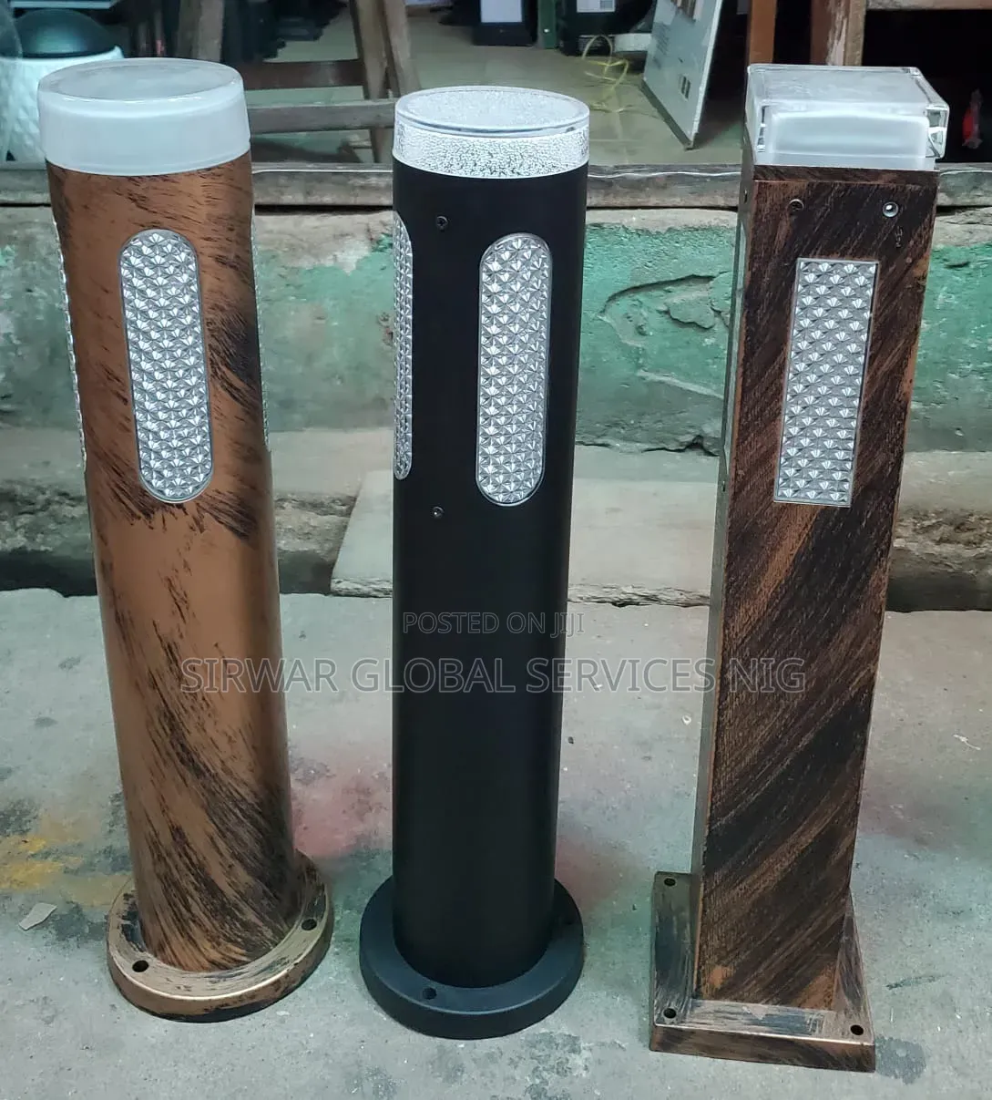 Gt / Black Led Garden Light