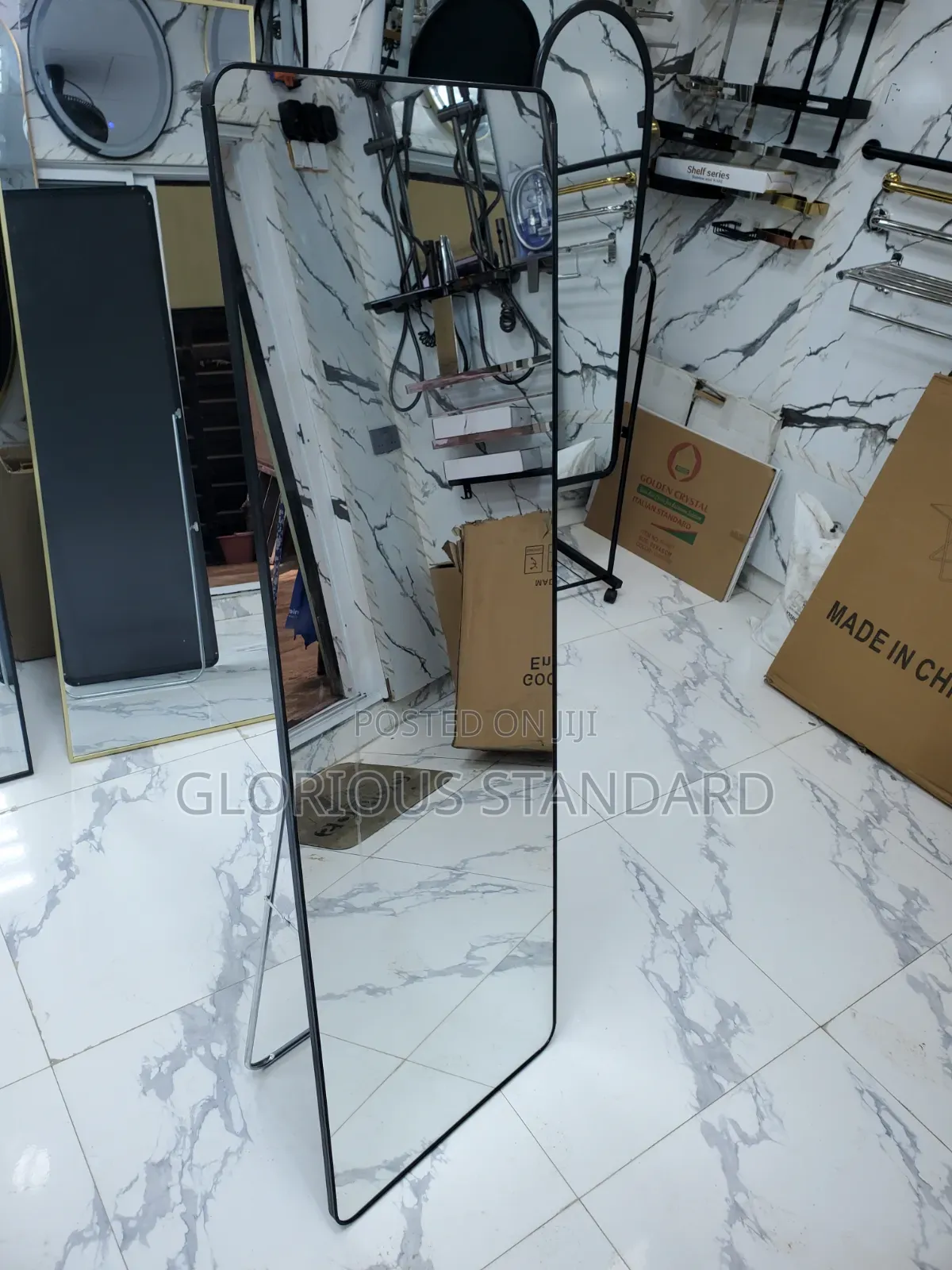 Round Black Frame Dressing Mirror