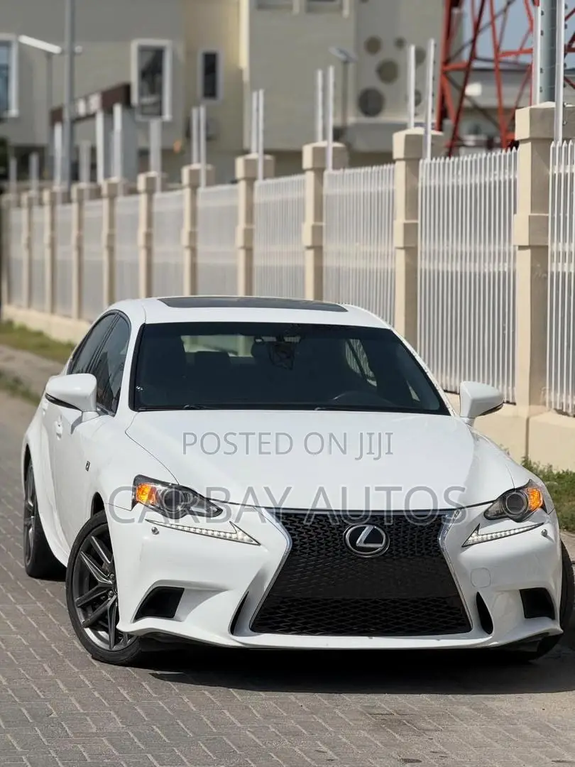 Lexus IS 250 4WD 2015 White