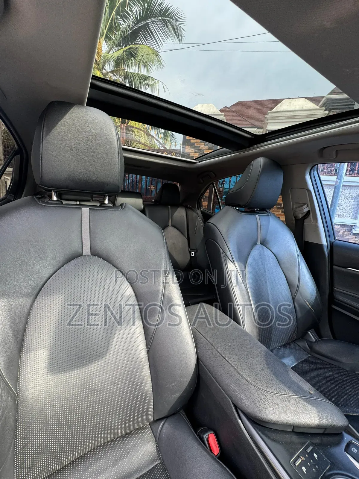 Toyota Camry XSE FWD (2.5L 4cyl 8AM) 2018 Blue