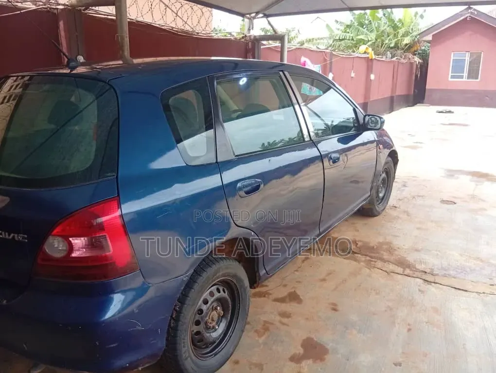 Honda Civic 2005 Blue