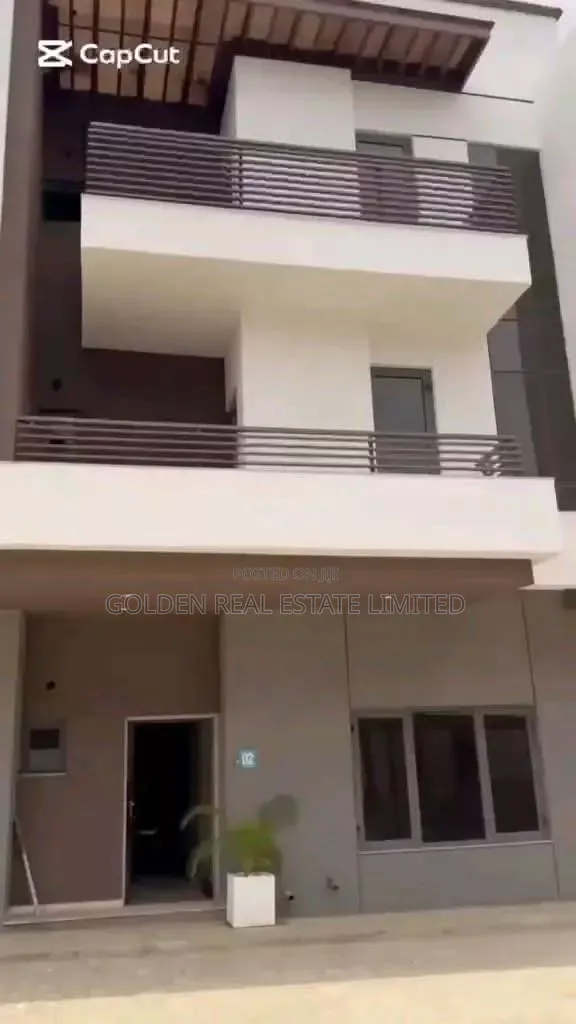 4bdrm Duplex in Wuse 2 for sale