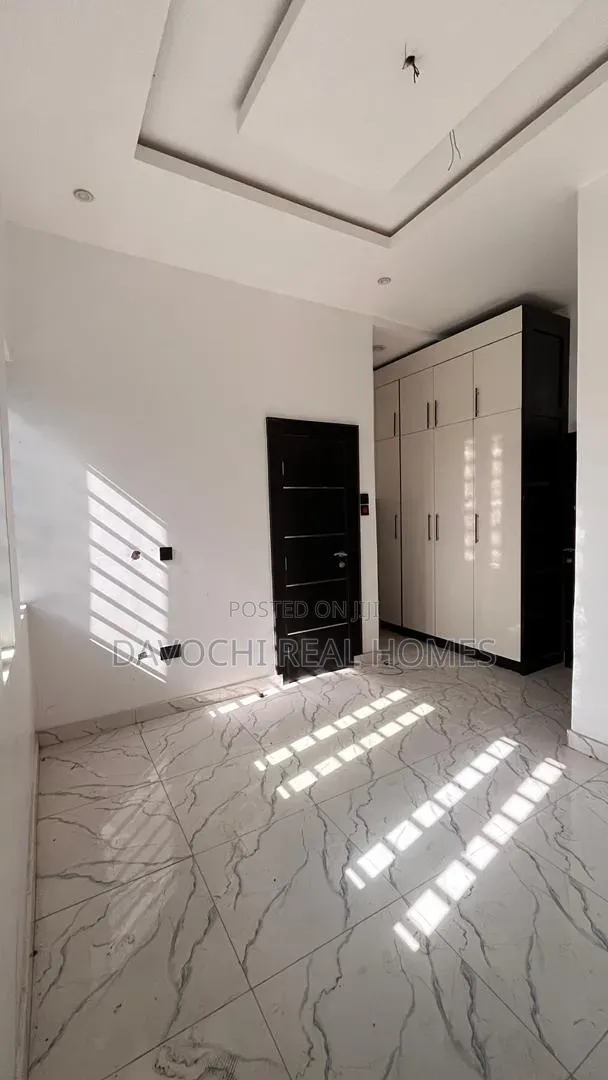 3bdrm Duplex in VGC / Ajah for rent