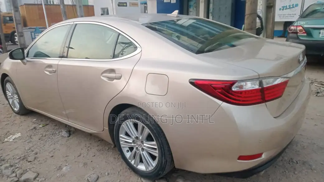 Lexus ES 350 FWD 2014 Gold