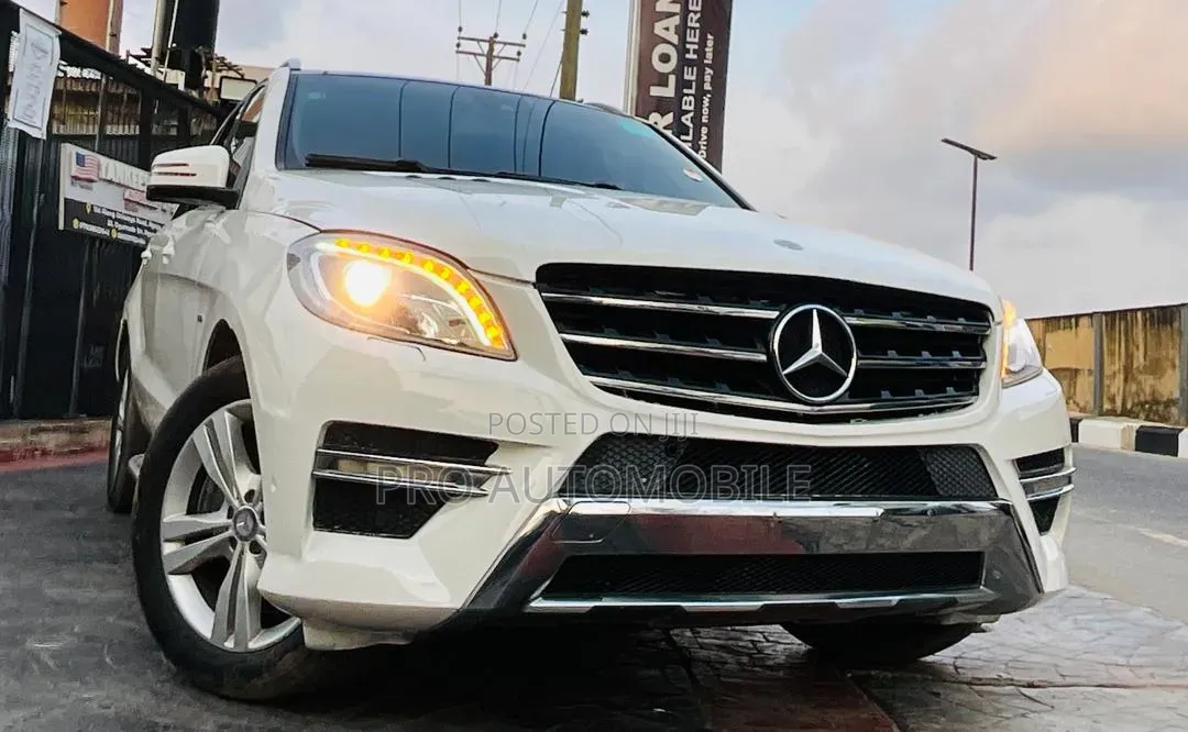 Mercedes-Benz M Class ML350 4MATIC 4dr SUV AWD (3.5L 6cyl 7A) 2014