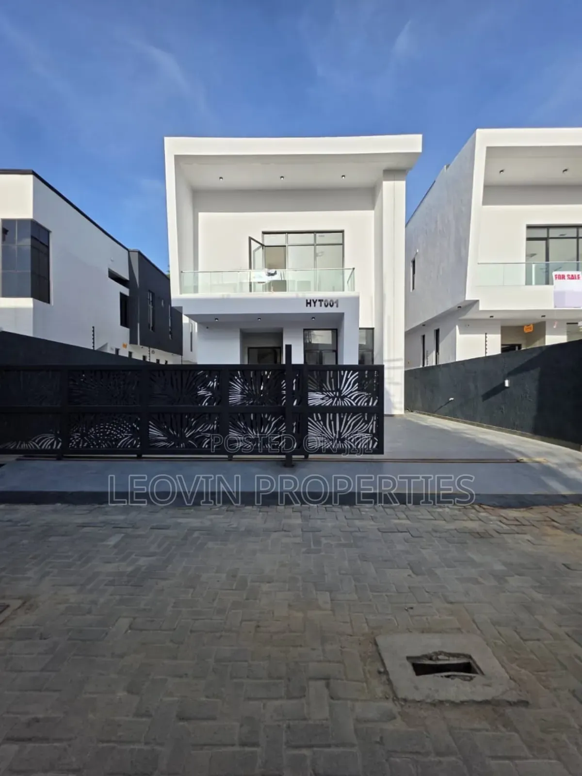 5bdrm Duplex in Chevron Luxury, Lekki Expressway for sale