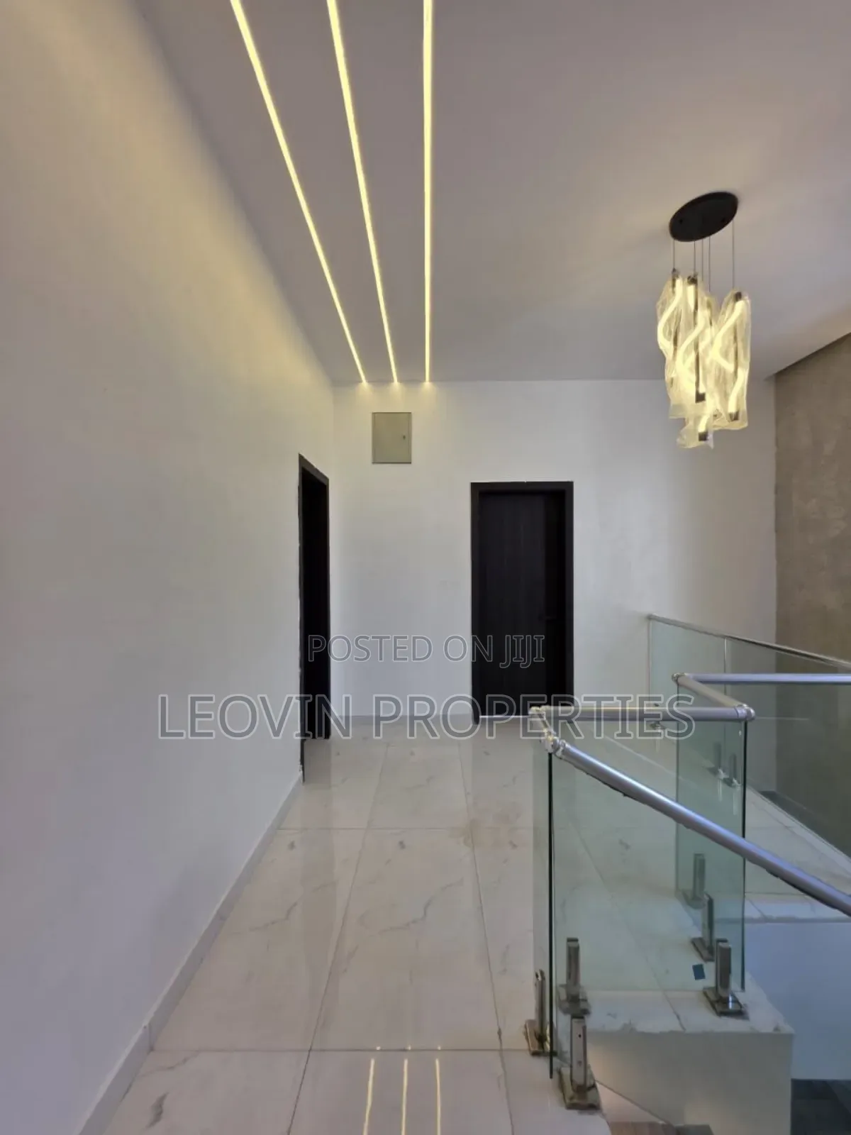 5bdrm Duplex in Chevron Luxury, Lekki Expressway for sale