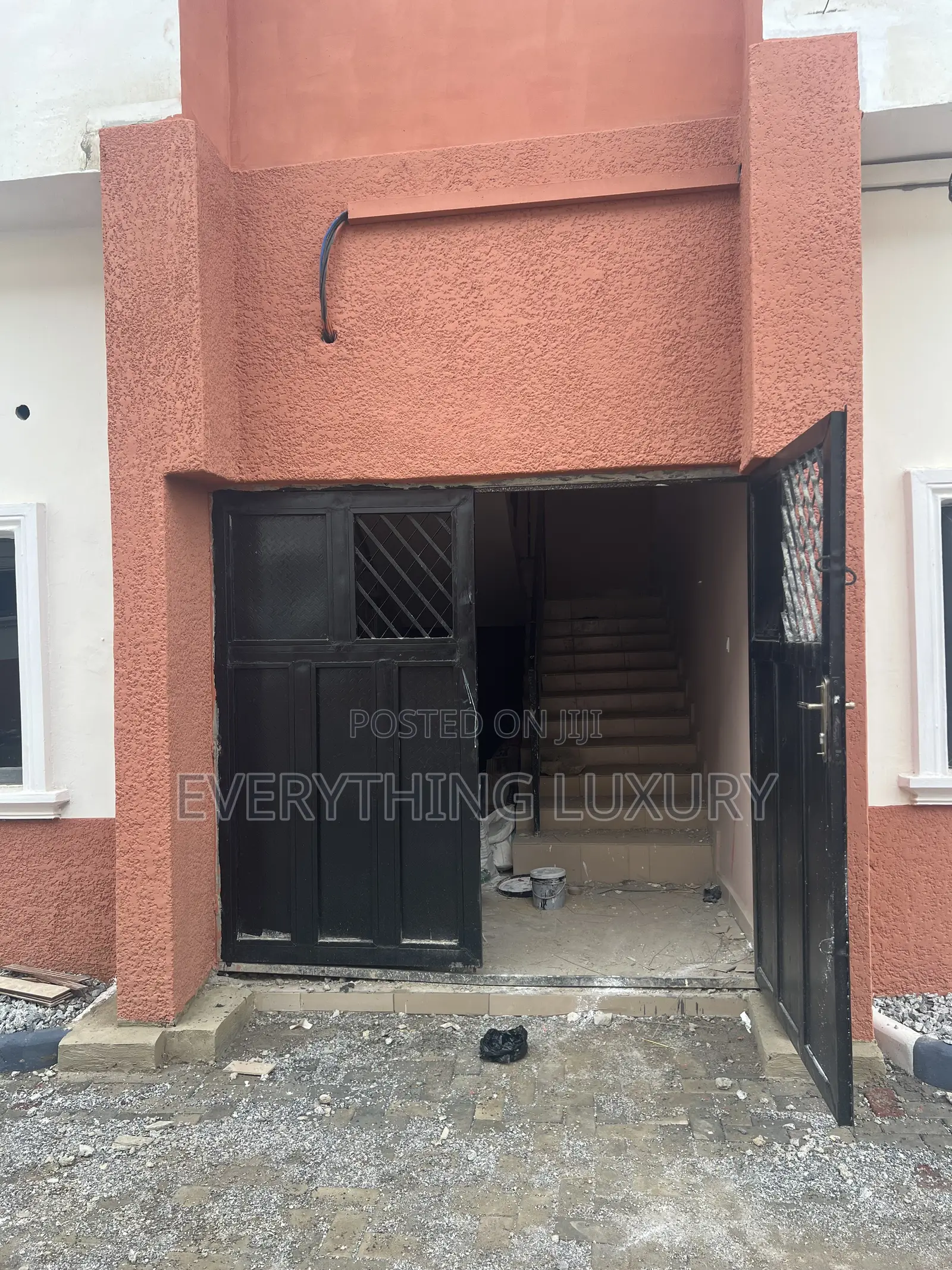 2bdrm Block of Flats in Ushafa for rent