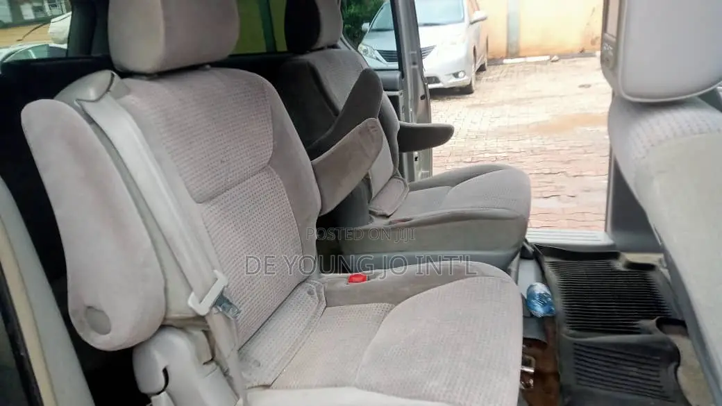 Toyota Sienna LE FWD 2006 Silver