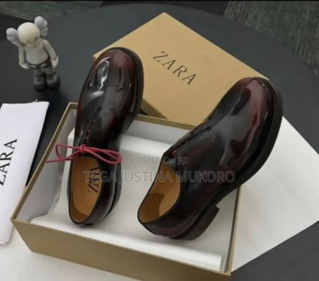 High Quality Zara Men's Glossy Leather Lace Up Flat Shoes