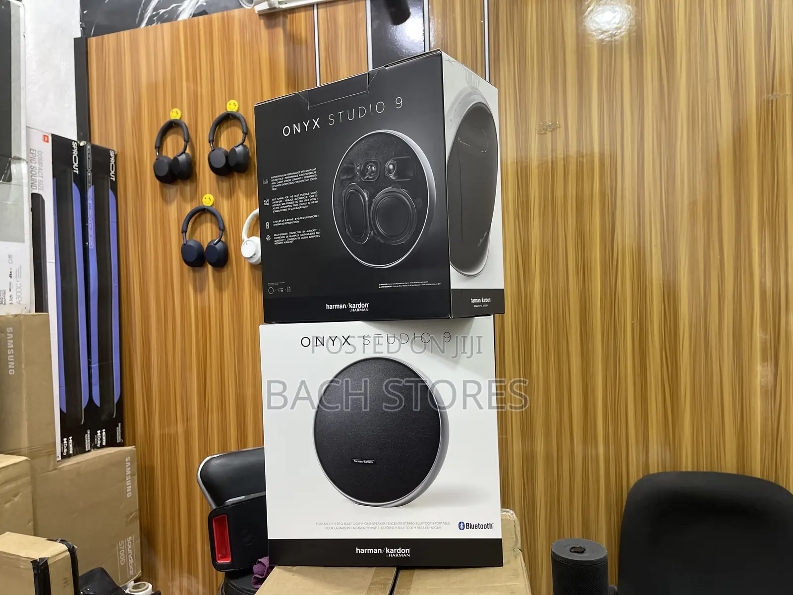 Harman Kardon Onyx Studio 9 Portable Speaker With Auracast