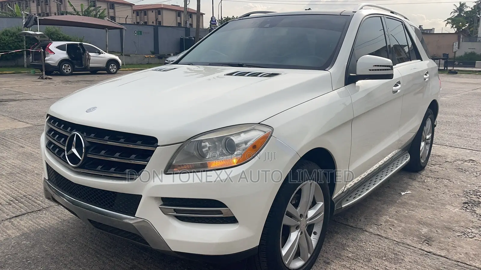 Mercedes-Benz M Class ML350 4MATIC 4dr SUV AWD (3.5L 6cyl 7A) 2014