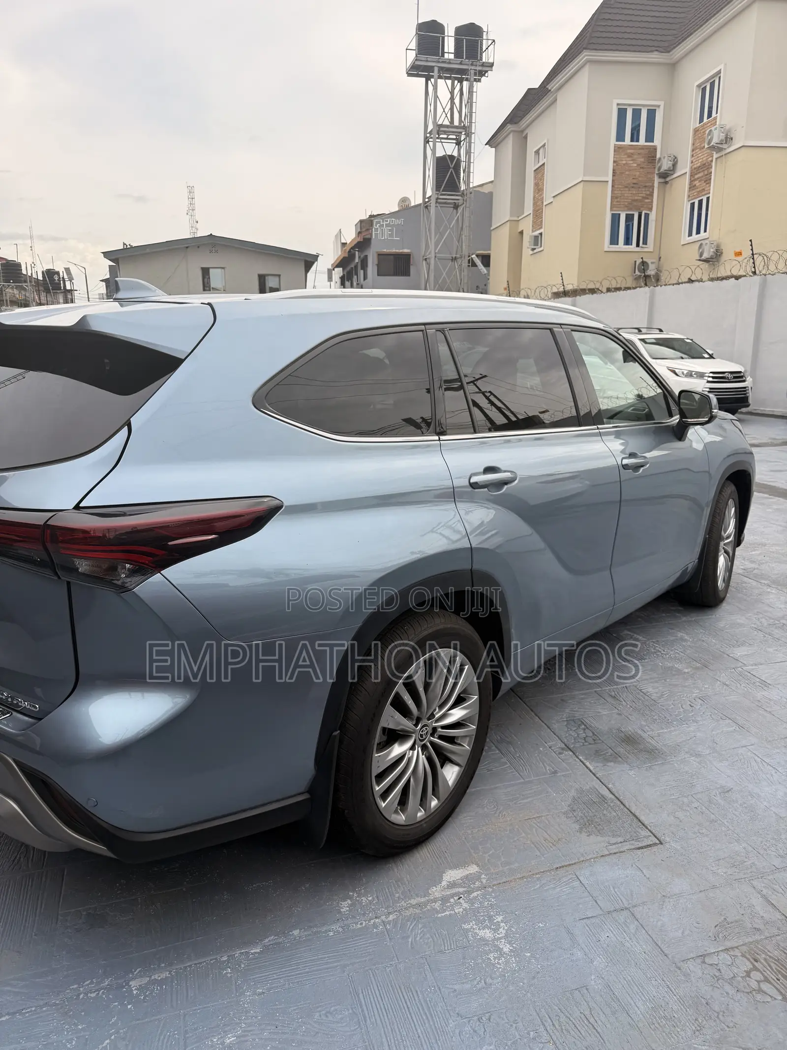 Toyota Highlander Platinum 2025 Blue