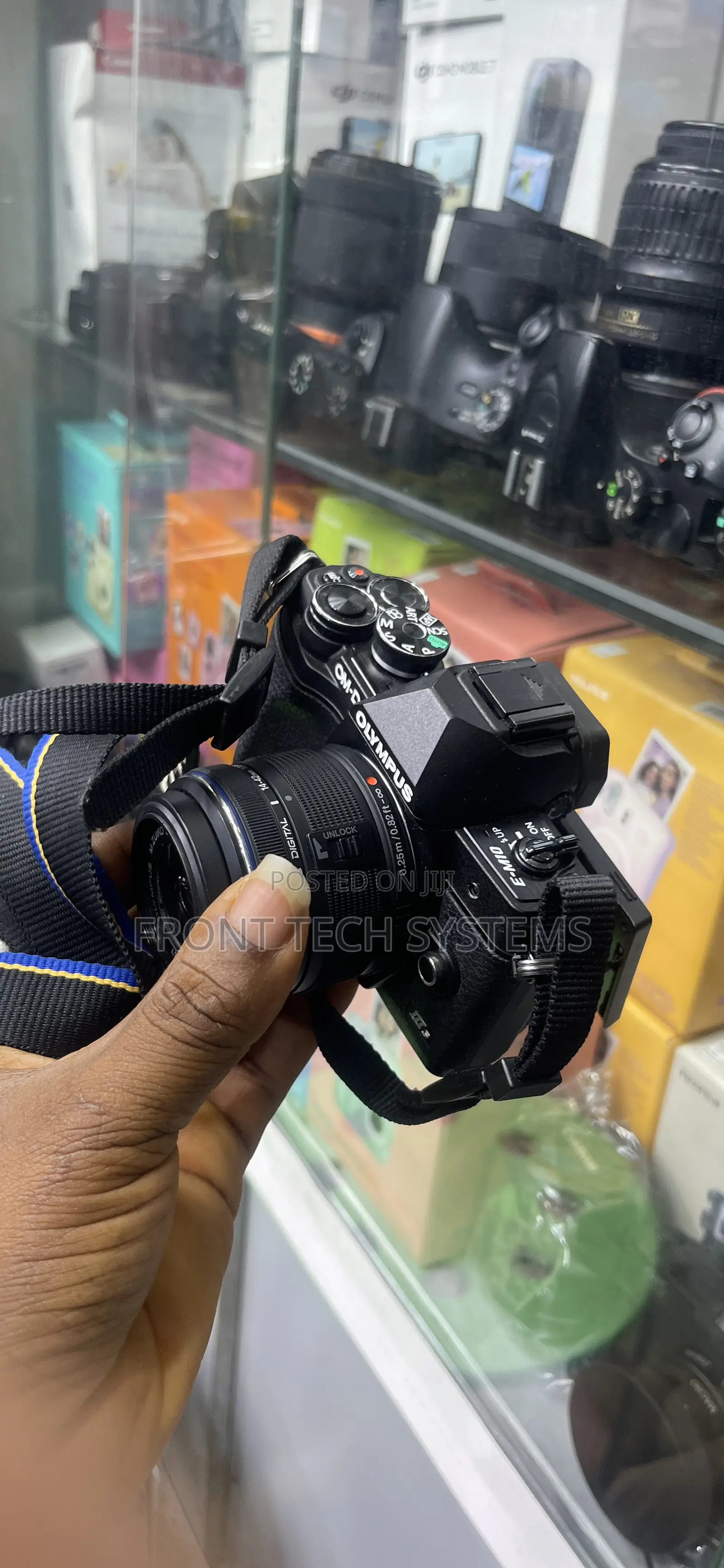 Olympus E-M10 Video Camera