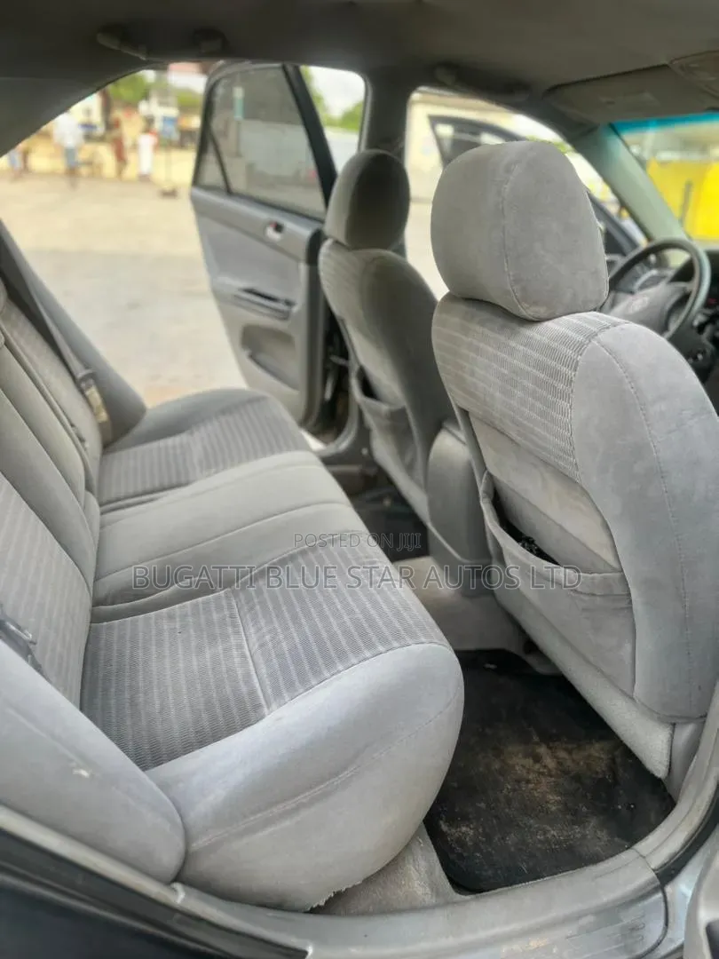 Toyota Camry LE 4dr Sedan (2.4L 4cyl 5A) 2006 Gray