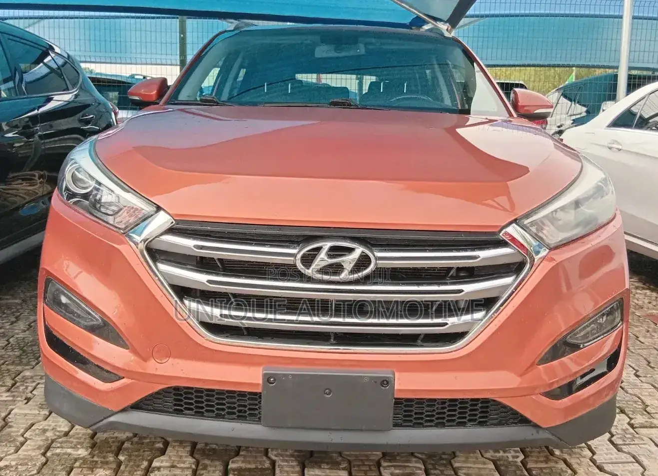 Hyundai Tucson Value AWD 2017 Orange