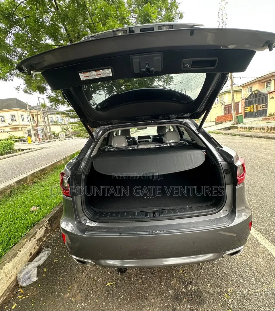 Lexus RX 350 FWD 2018 Gold