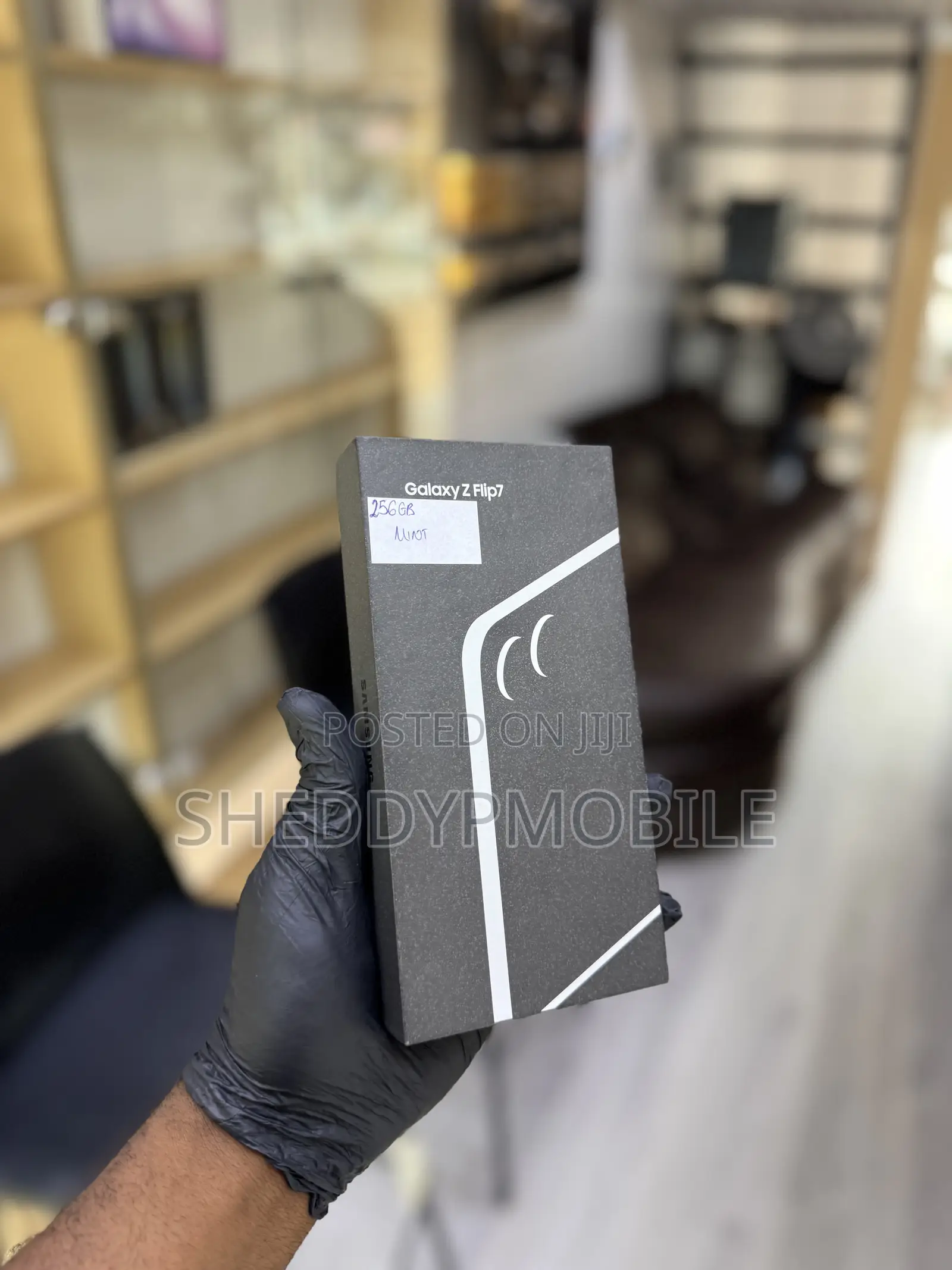 New Samsung Galaxy Z Flip7 256 GB