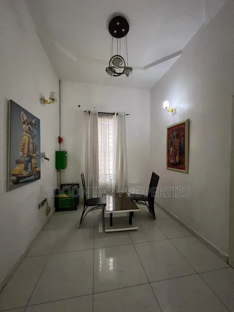 Furnished 4bdrm Duplex in Chevron for rent
