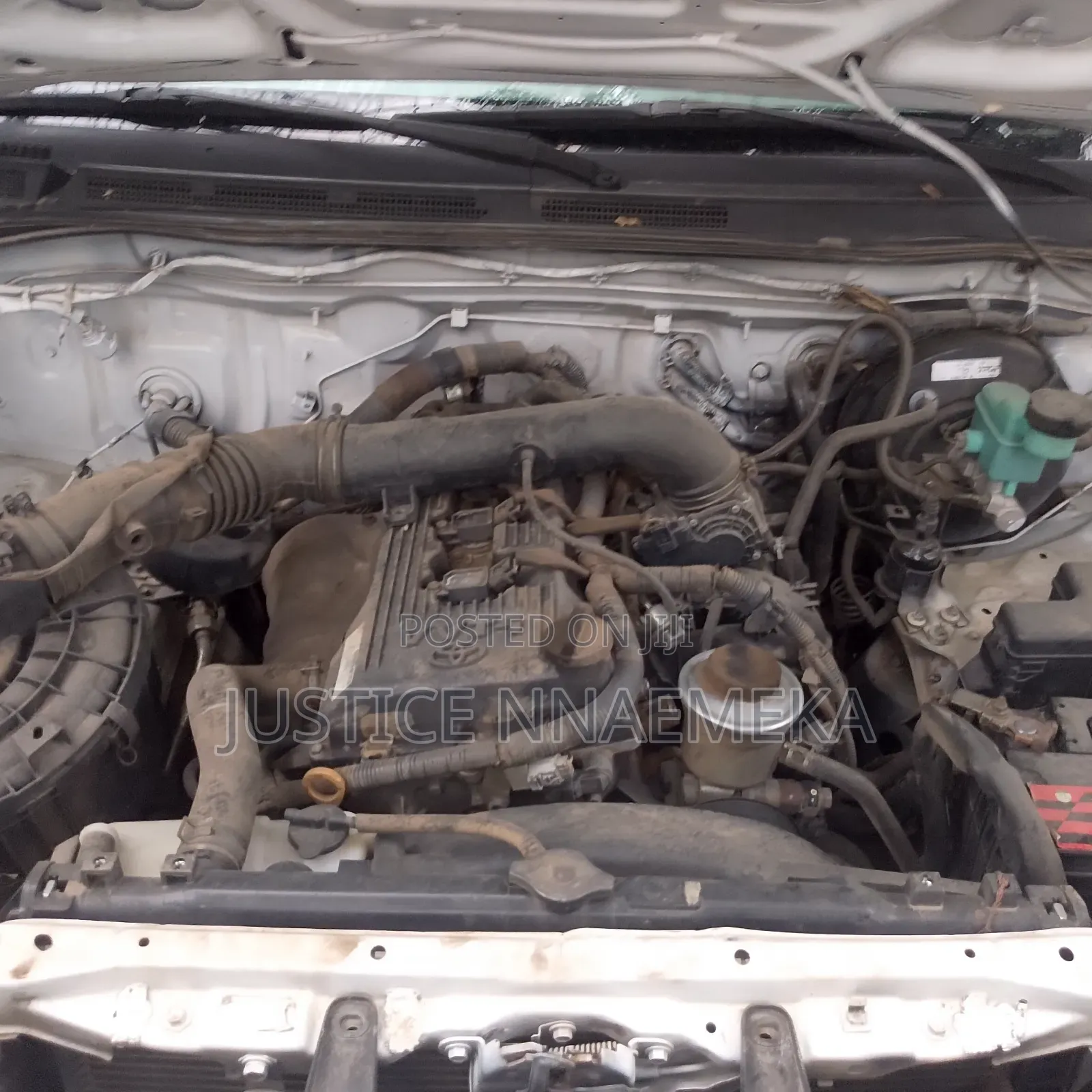 Toyota Hilux 2010 White